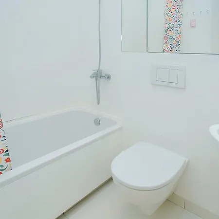 Apartament Wyzwolenia For 3 Warszawa