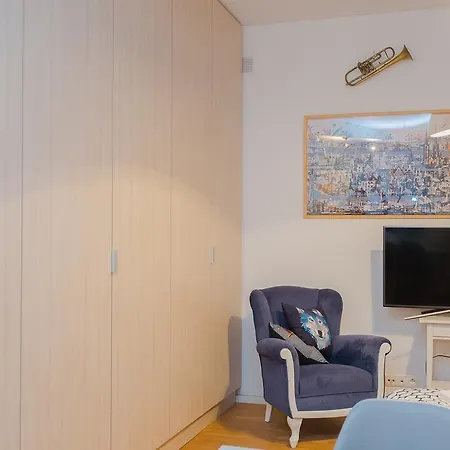 Wyzwolenia For 3 * Warszawa